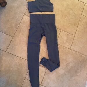 SET Active Blue Leggings for Effortless Style